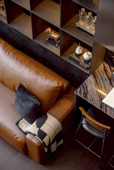 living room of Ideo Morph 38