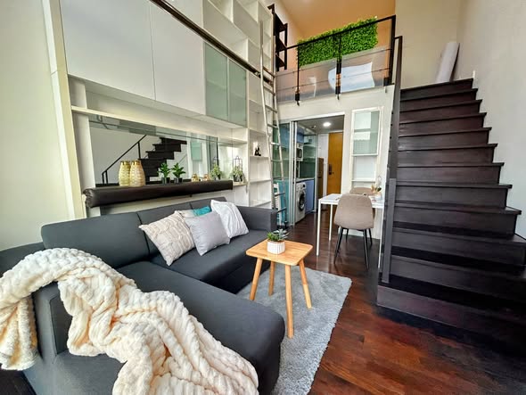 living room of Ideo Morph 38