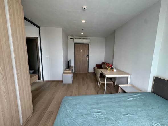bedroom of Ideo O2 – Building A
