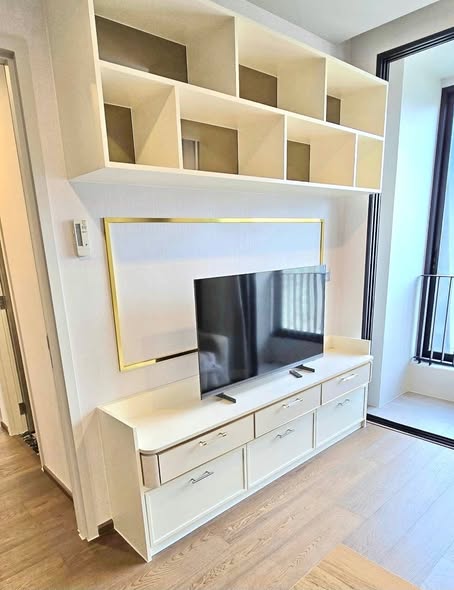 living room and room interior of Ideo Q Sukhumvit 36