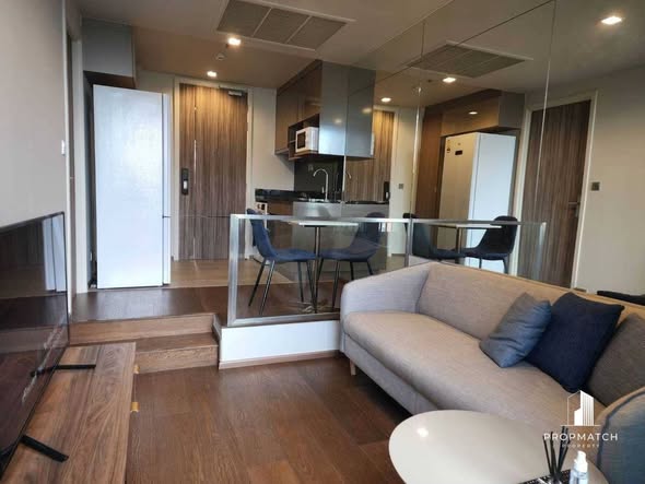 living room and room interior of Ideo Q Sukhumvit 36