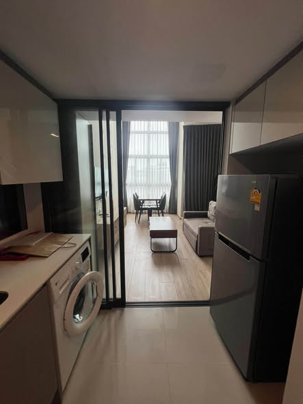 bedroom and room interior of IDEO Rama9 – Asoke