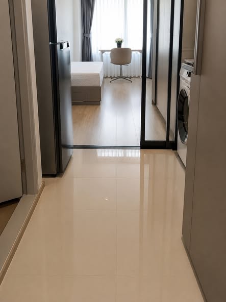 room interior and bathroom of IDEO Rama9 – Asoke