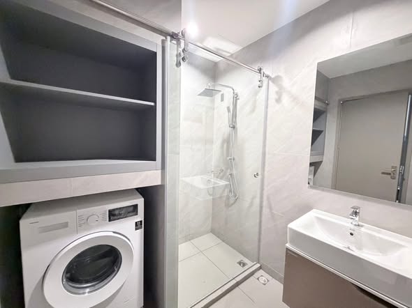 bathroom of IDEO Sukhumvit Rama 4 ไอดีโอ สุขุมวิท-พระราม 4