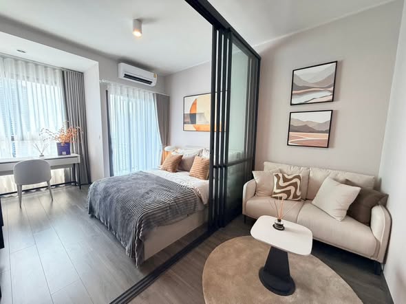 bedroom and living room of IDEO Sukhumvit Rama 4 ไอดีโอ สุขุมวิท-พระราม 4