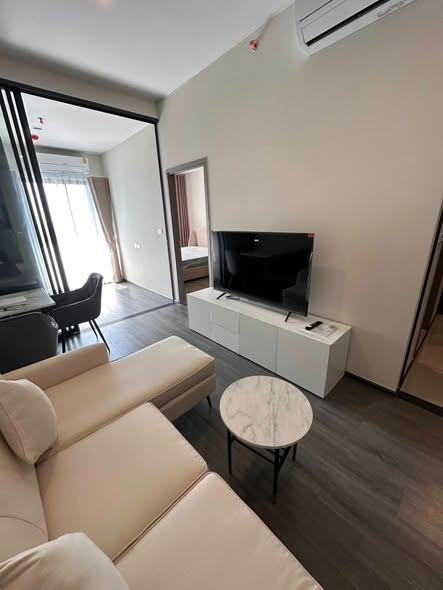 bedroom and living room of IDEO Sukhumvit Rama 4 ไอดีโอ สุขุมวิท-พระราม 4