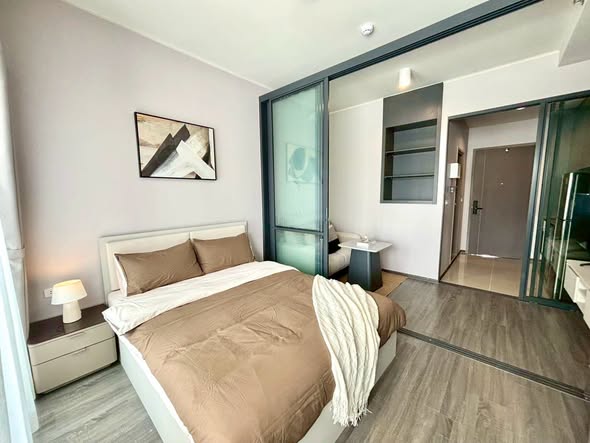 bedroom and room interior of IDEO Sukhumvit Rama 4 ไอดีโอ สุขุมวิท-พระราม 4