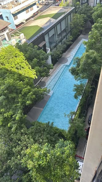 pool of IKON SUKHUMVIT 77 CONDOMINIUM