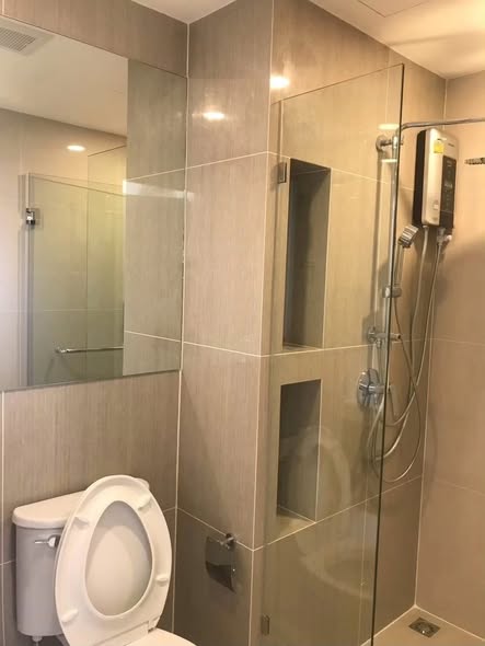 room interior and bathroom of IKON SUKHUMVIT 77 CONDOMINIUM