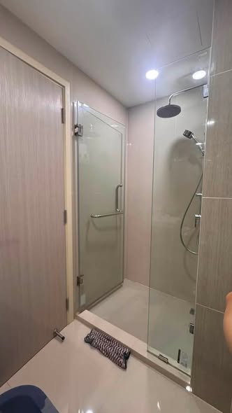room interior and bathroom of IKON SUKHUMVIT 77 CONDOMINIUM