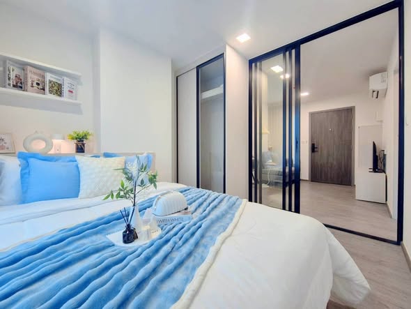 bedroom and room interior of Kave Wonderland Sales Gallery