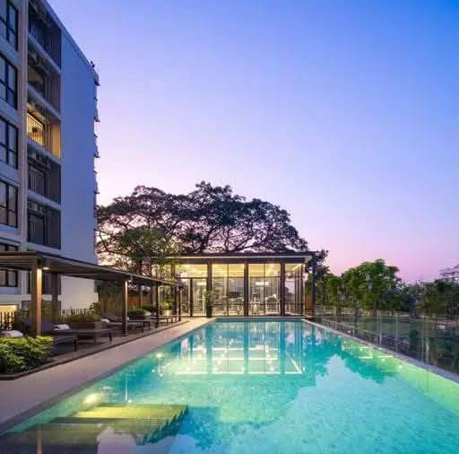 pool of Kensington 63