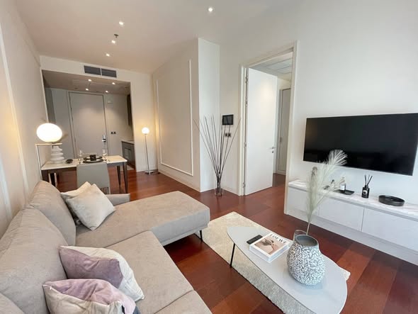living room and bedroom of KHUN by YOO