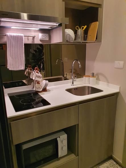 bathroom and kitchen of KnightsBridge Prime Onnut