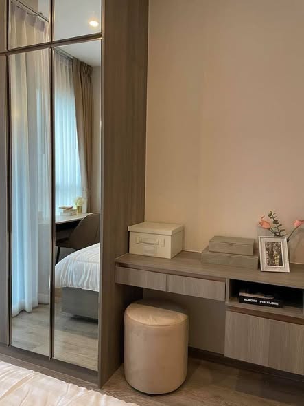 bedroom and room interior and bathroom of KnightsBridge Prime Onnut