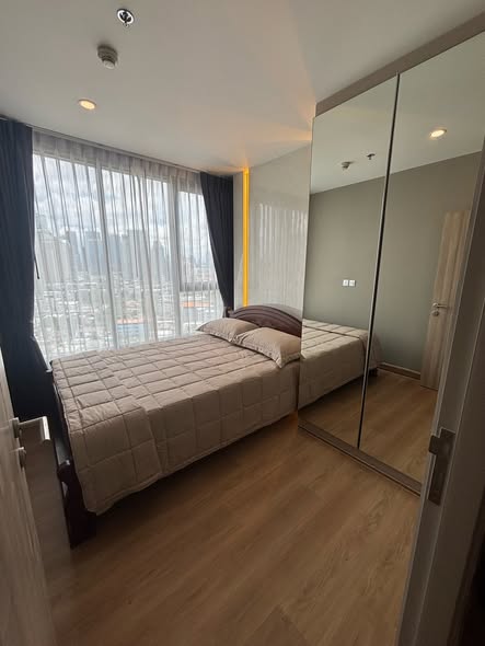 bedroom and room interior of KnightsBridge Prime Sathon