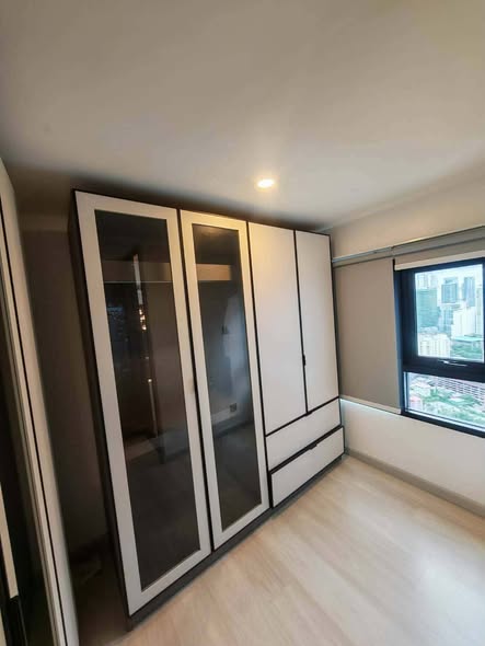 room interior of KnightsBridge Prime Sathon