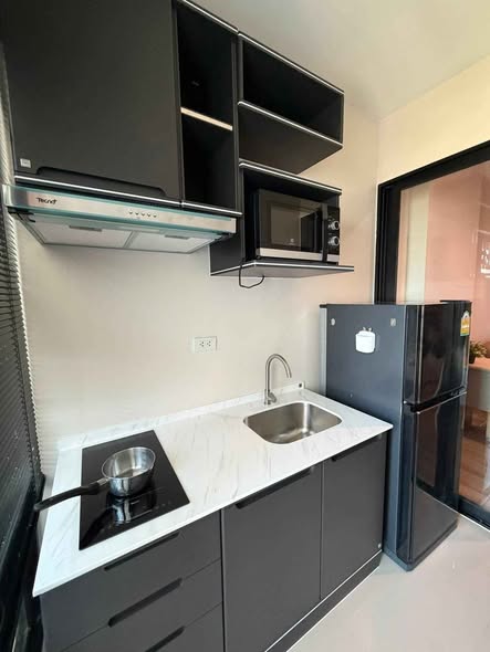 kitchen of Knightsbridge Sky River Ocean Condominium