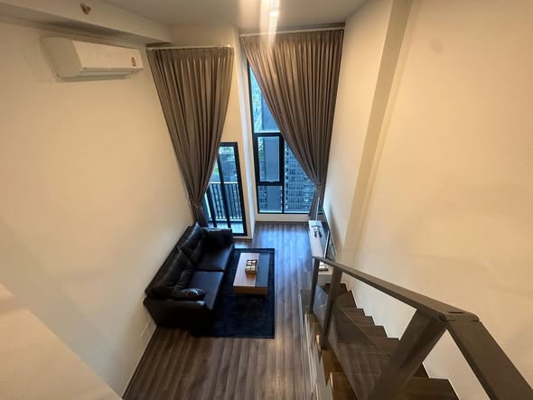 living room of KnightsBridge Space Rama9