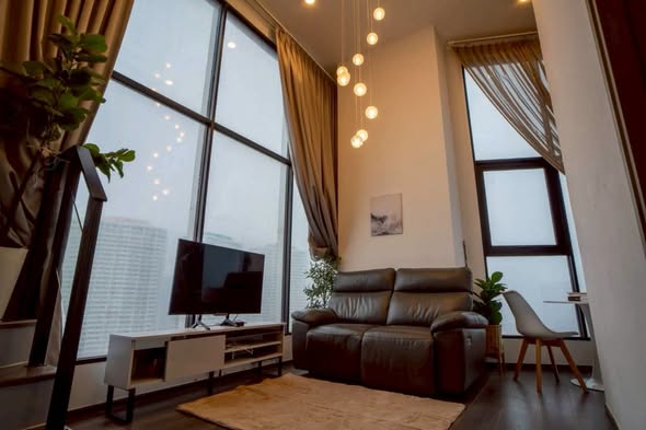 living room of KnightsBridge Space Ratchayothin