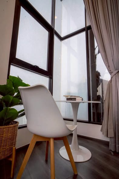 room interior of KnightsBridge Space Ratchayothin