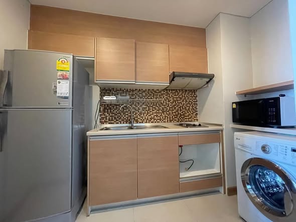 Le Luk Condominium