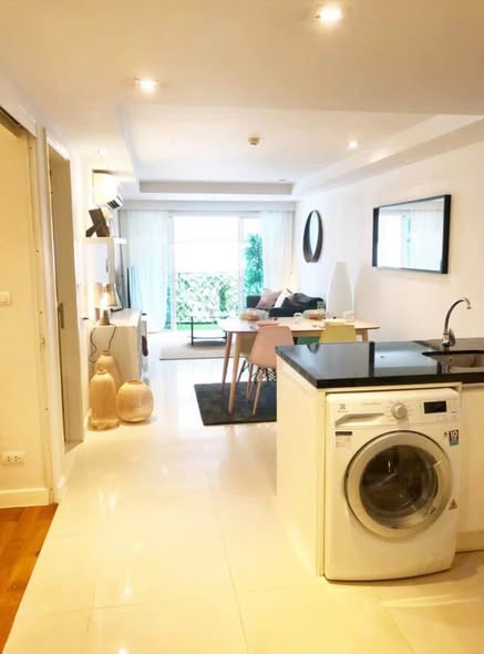 LE NICE CONDO
