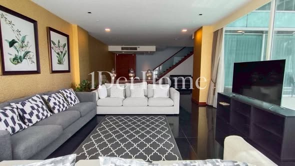 living room of Le Raffine Jambunuda Sukhumvit 31