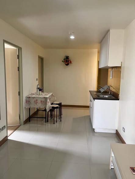 Le Rich Condominium