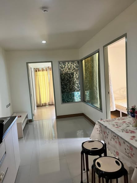 room interior of Le Rich Condominium