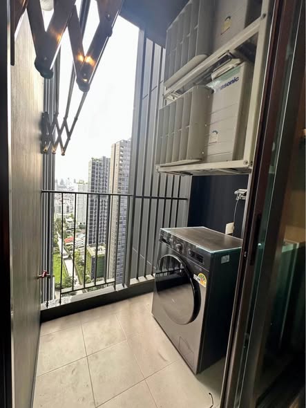 bathroom of Life Asoke – Rama 9