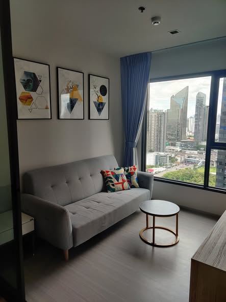 bedroom and living room of Life Asoke – Rama 9