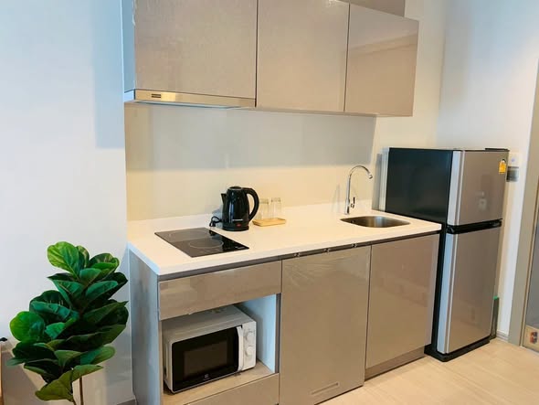 Life Asoke – Rama 9