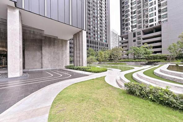 Life Asoke – Rama 9