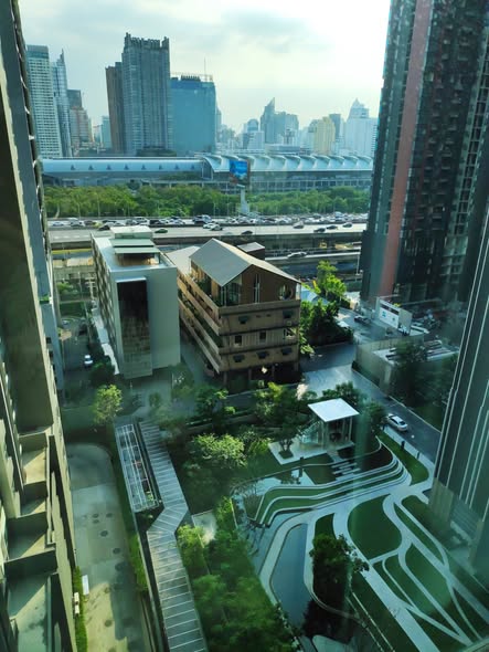 Life Asoke – Rama 9