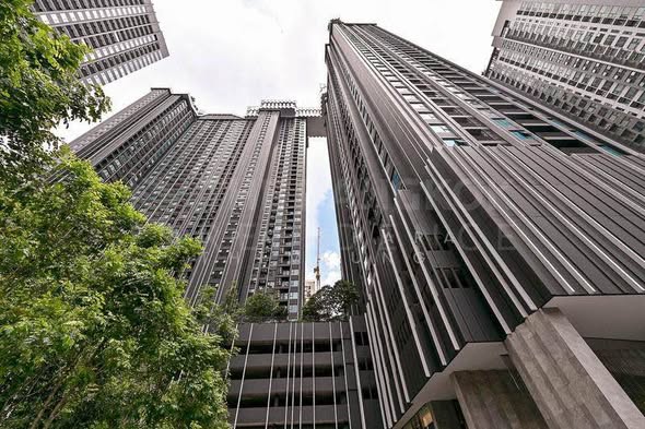 Life Asoke – Rama 9