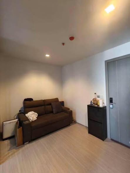 living room of Life Asoke – Rama 9
