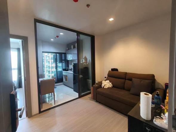 living room and room interior of Life Asoke – Rama 9