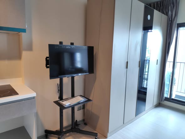 room interior of Life Asoke – Rama 9