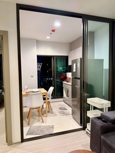 room interior of Life Asoke – Rama 9