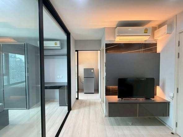 bedroom and room interior of Life Asoke