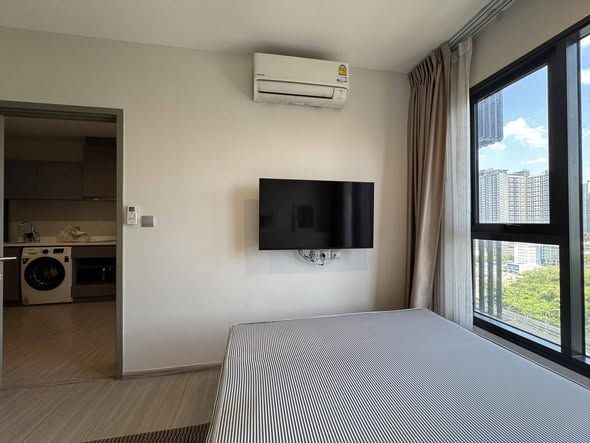 bedroom of Life Asoke Hype