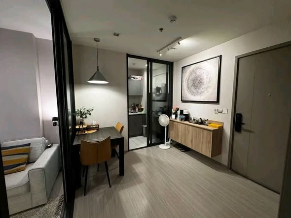 bedroom and living room and room interior of Life Asoke Hype