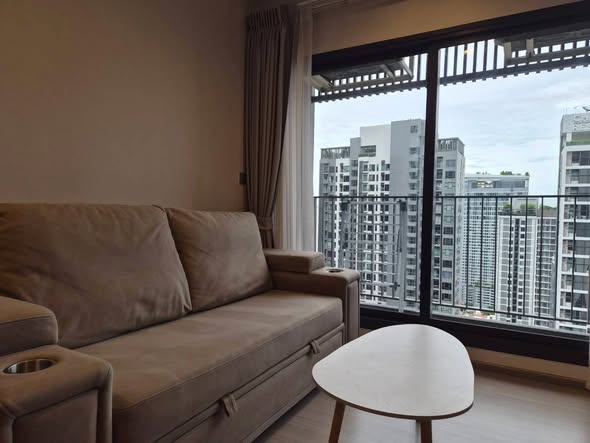 living room of Life Asoke Hype