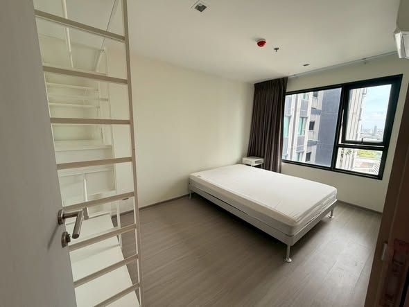 bedroom of Life Ladprao