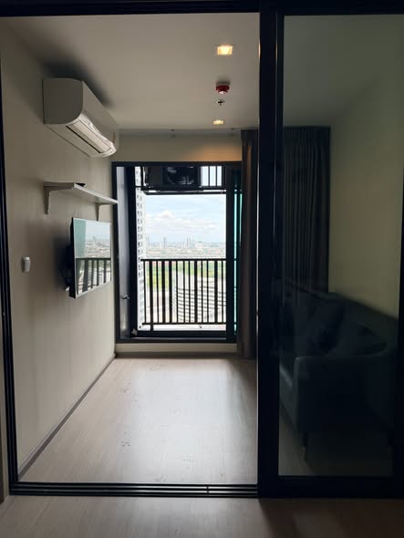 room interior of Life Ladprao