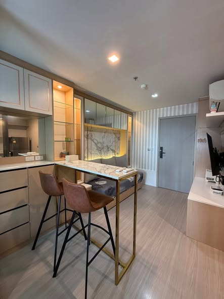 room interior and kitchen of Life Ladprao