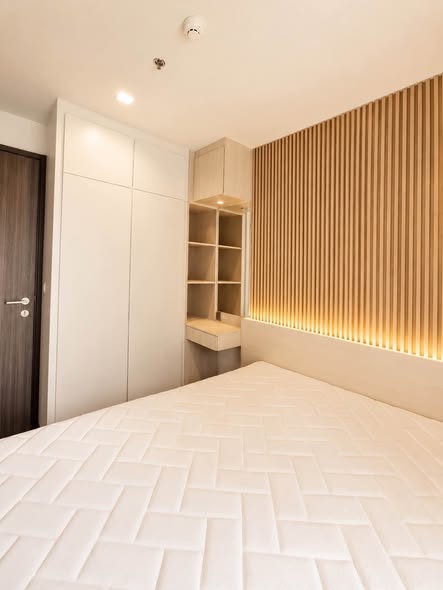 bedroom and bathroom of Life Ladprao Valley