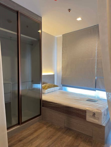 bedroom and room interior and bathroom of Life Ladprao Valley