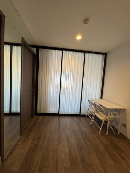 room interior of Life Ladprao Valley